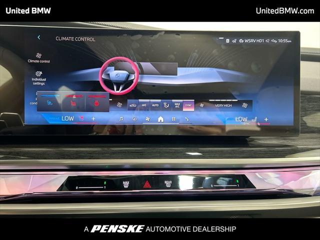 new 2025 BMW 760 car, priced at $135,635