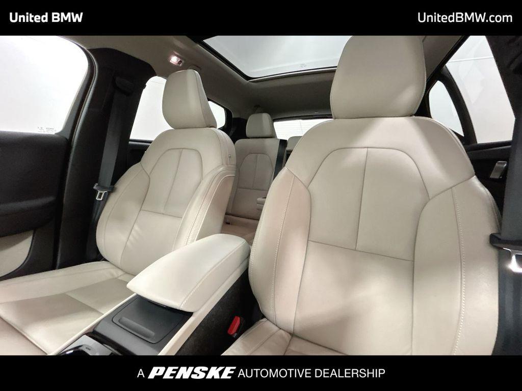 used 2022 Volvo XC40 car, priced at $26,960