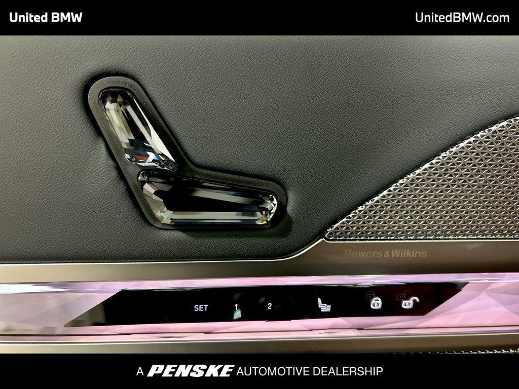 new 2025 BMW 760 car, priced at $135,880