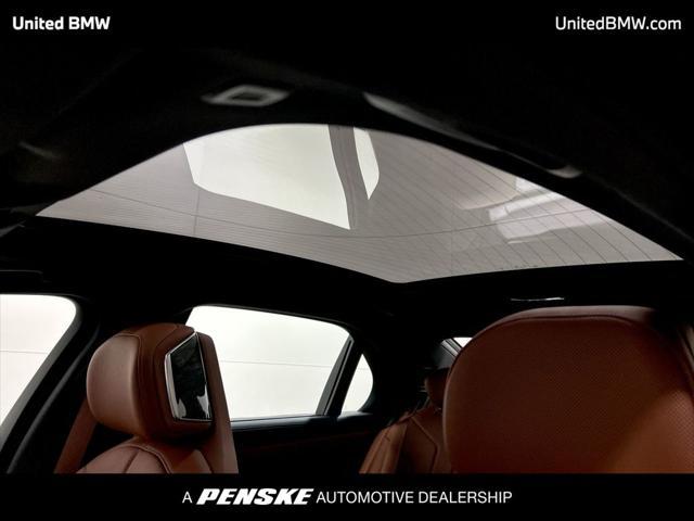 new 2025 BMW 760 car, priced at $135,880