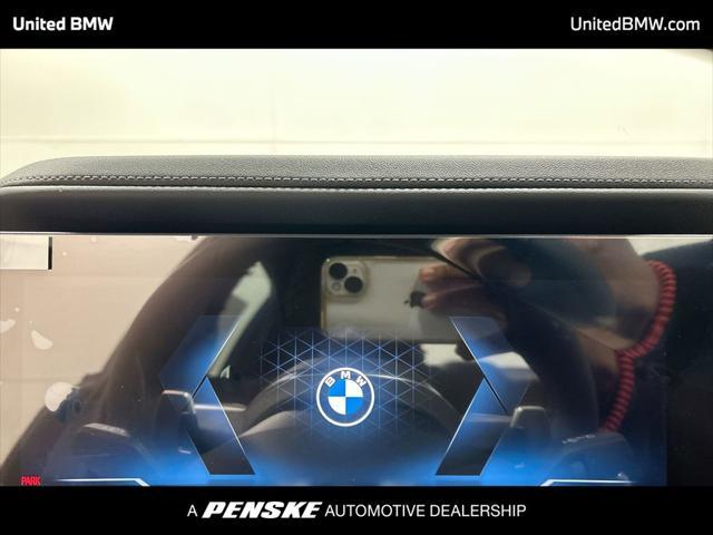 new 2025 BMW 760 car, priced at $129,225