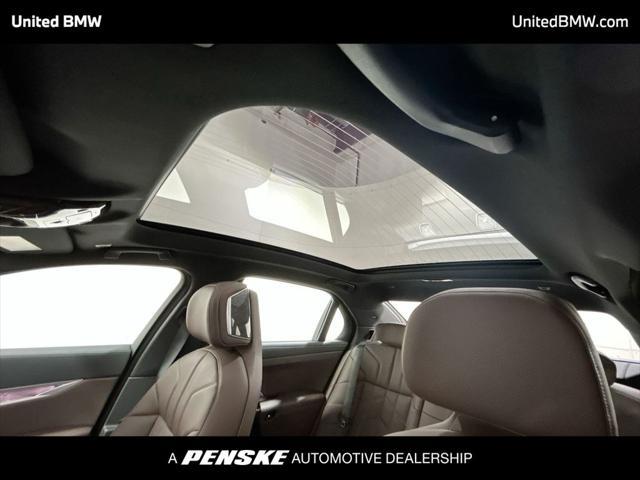 new 2025 BMW 760 car, priced at $129,225