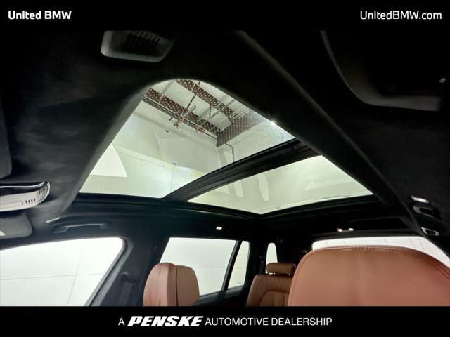 new 2026 BMW X7 car, priced at $121,485
