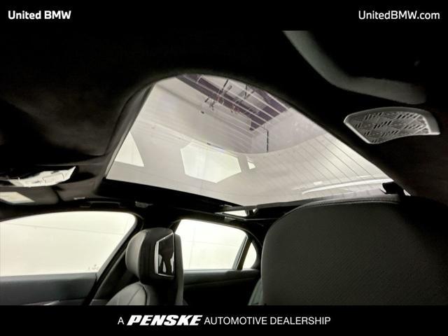 new 2025 BMW 760 car, priced at $151,145