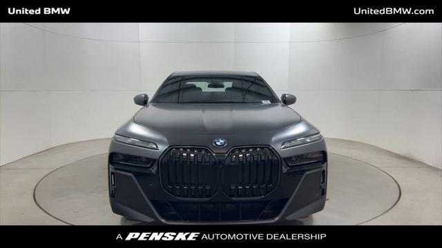 new 2025 BMW 760 car, priced at $151,145