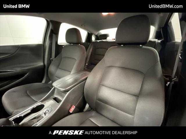 used 2022 Chevrolet Malibu car, priced at $18,995
