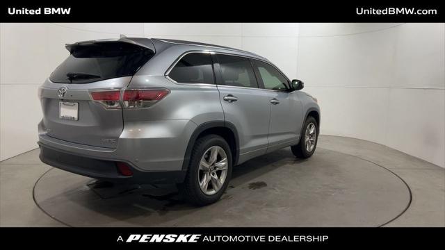 used 2016 Toyota Highlander car, priced at $23,495