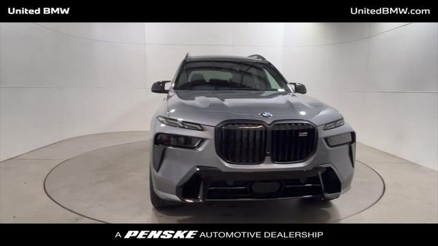 new 2025 BMW X7 car, priced at $117,105