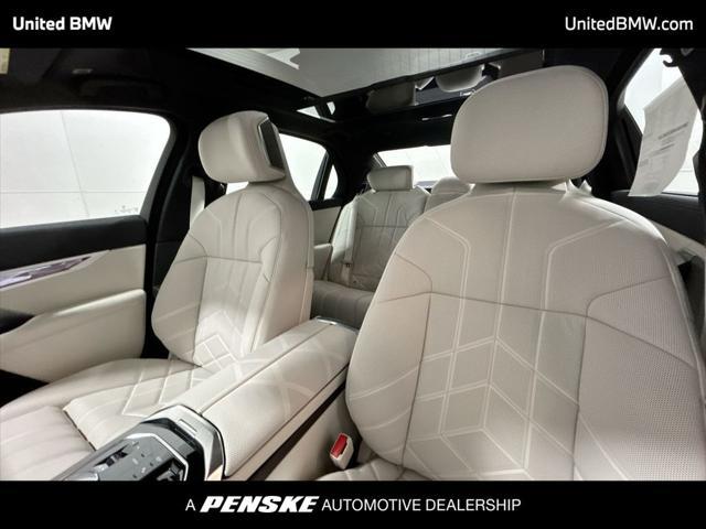 new 2025 BMW 760 car, priced at $138,575