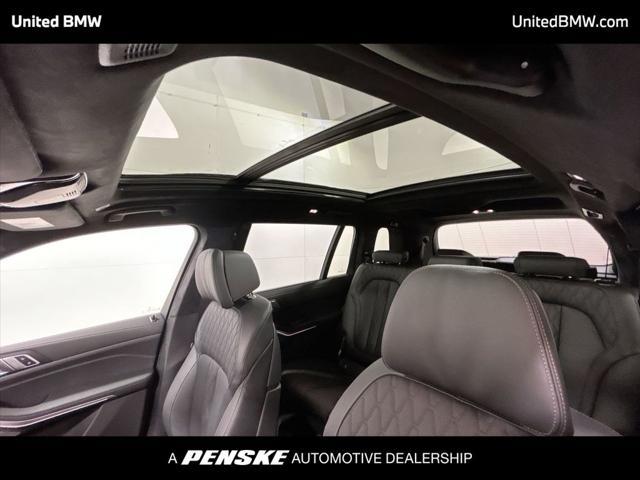 new 2025 BMW X7 car, priced at $99,510