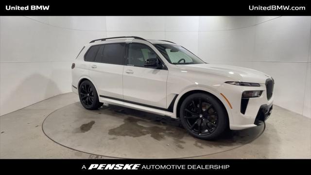 new 2025 BMW X7 car, priced at $117,900