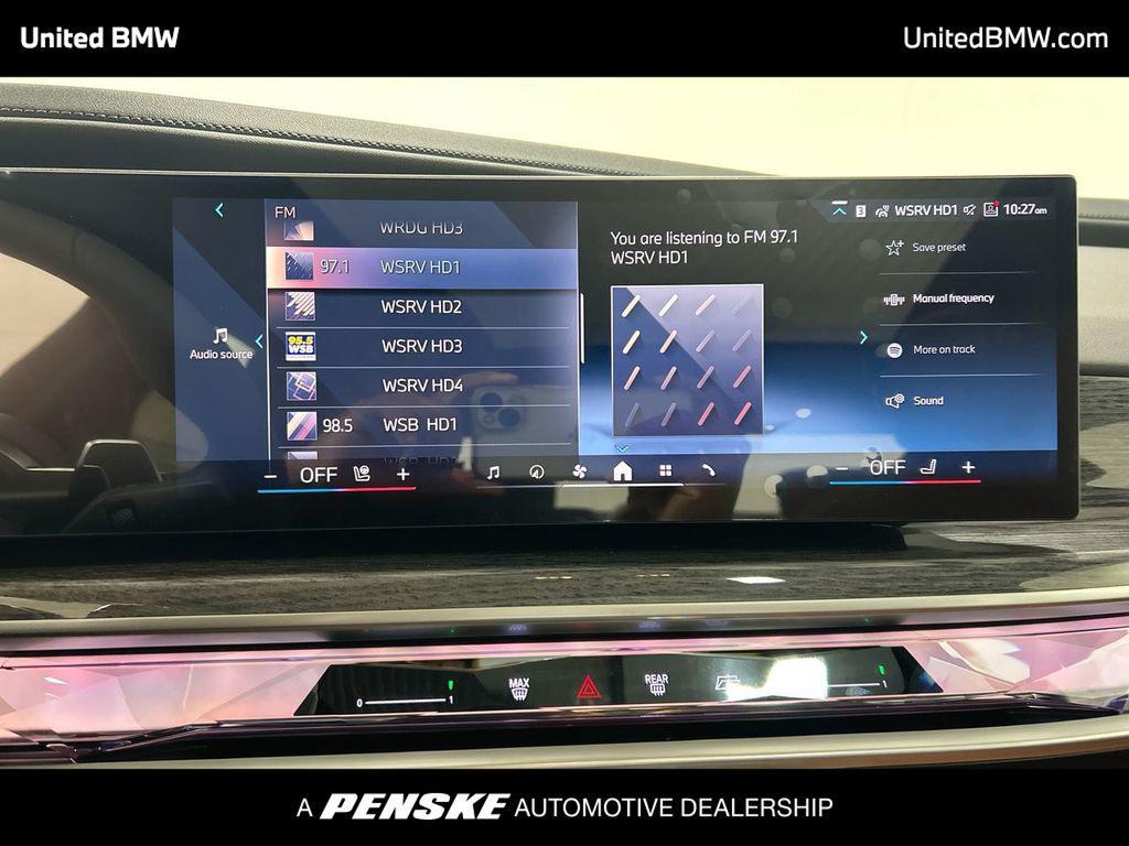 new 2025 BMW 760 car, priced at $135,635