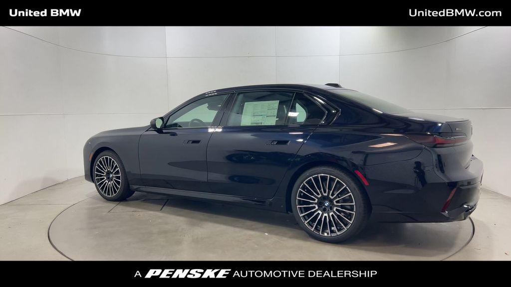 new 2025 BMW 760 car, priced at $135,635