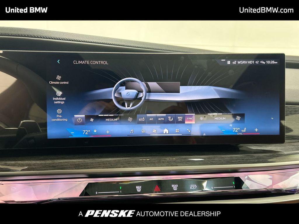new 2025 BMW 760 car, priced at $135,635