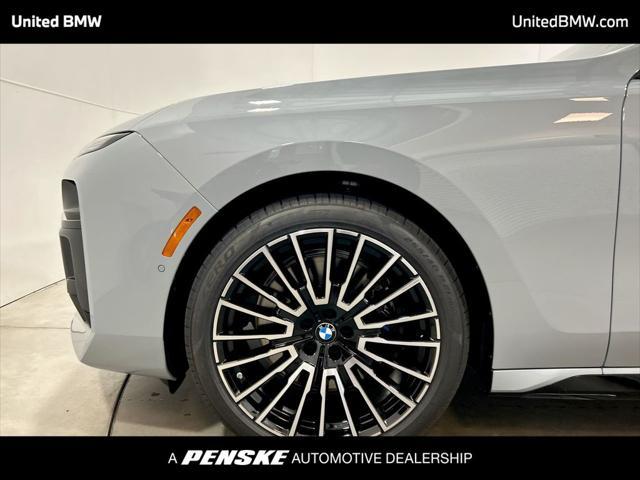 new 2025 BMW 760 car, priced at $135,880