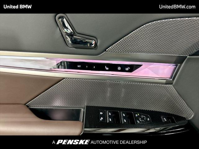 new 2025 BMW 760 car, priced at $135,880
