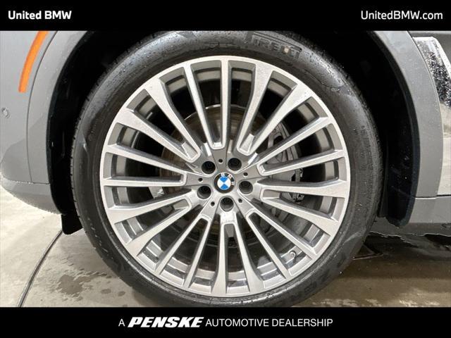 new 2025 BMW X7 car, priced at $94,925