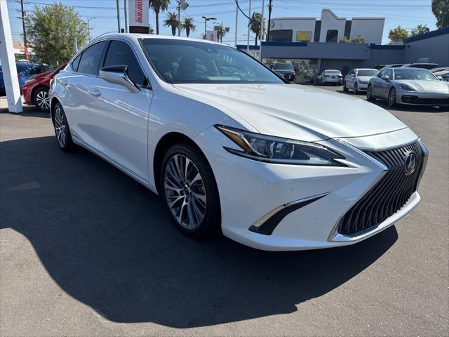 used 2020 Lexus ES 300h car, priced at $31,500