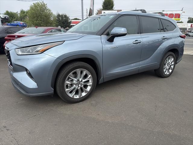 used 2021 Toyota Highlander Hybrid car, priced at $41,500