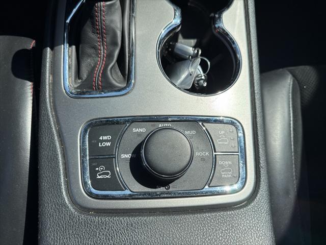 used 2017 Jeep Grand Cherokee car, priced at $20,250