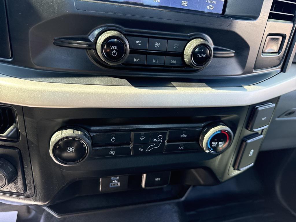 used 2021 Ford F-150 car, priced at $18,000