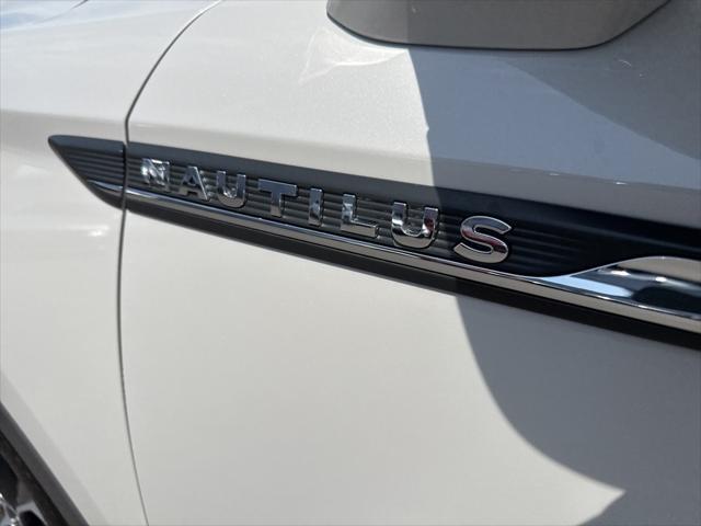 used 2021 Lincoln Nautilus car, priced at $27,000