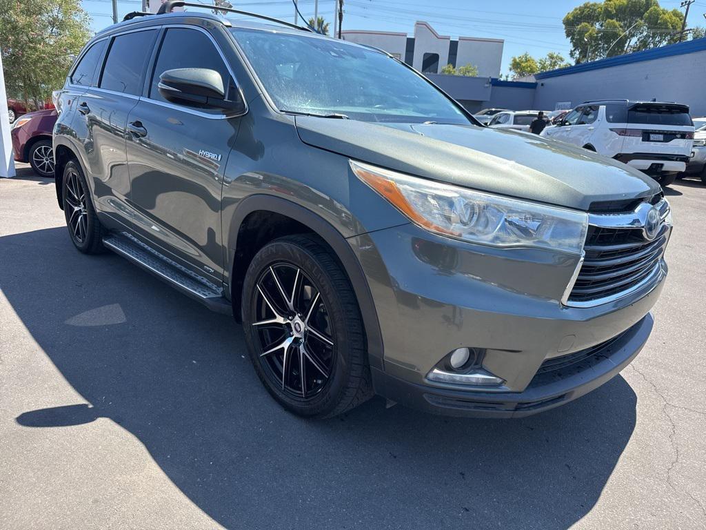 used 2016 Toyota Highlander Hybrid car, priced at $22,500