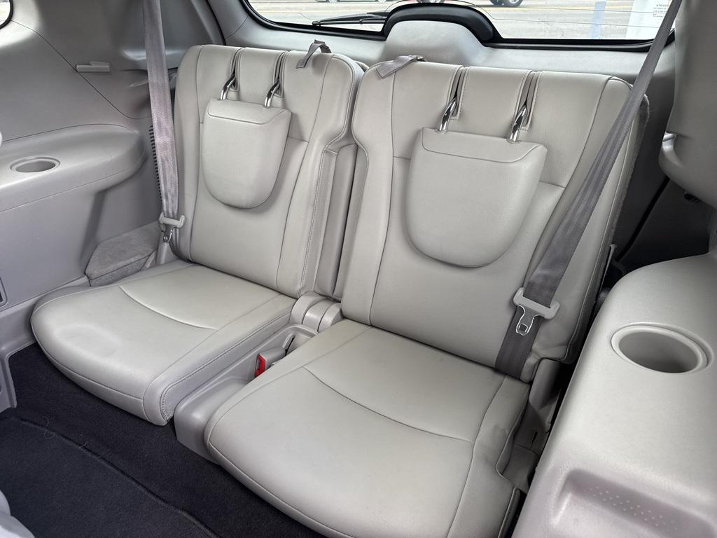 used 2012 Toyota Highlander car, priced at $12,500