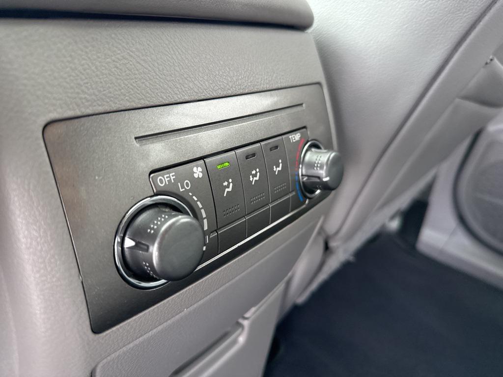 used 2012 Toyota Highlander car, priced at $12,500