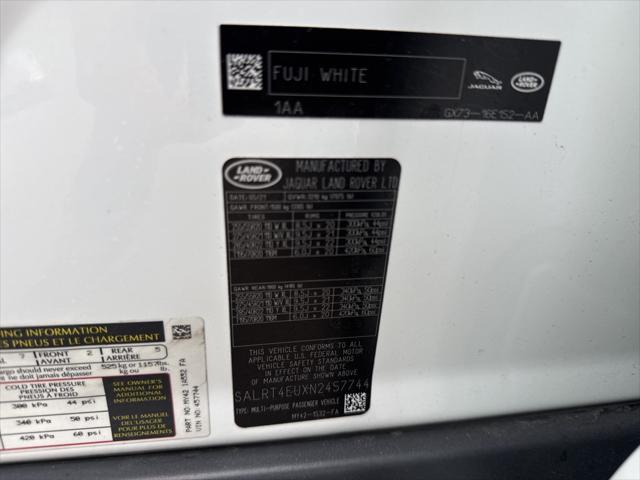 used 2022 Land Rover Discovery car, priced at $35,000