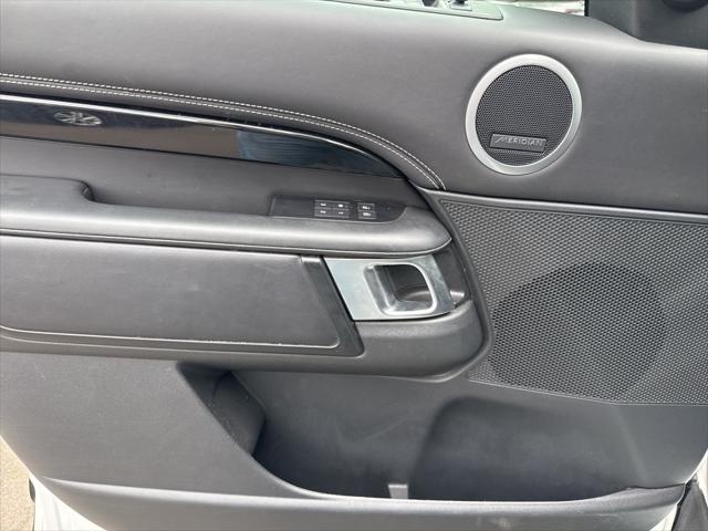 used 2022 Land Rover Discovery car, priced at $35,000