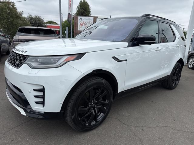 used 2022 Land Rover Discovery car, priced at $35,000