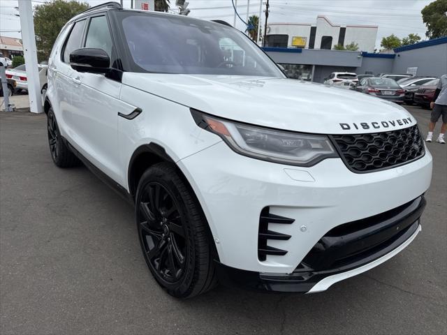 used 2022 Land Rover Discovery car, priced at $35,000