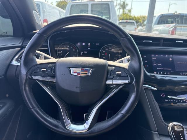 used 2020 Cadillac XT6 car, priced at $25,000