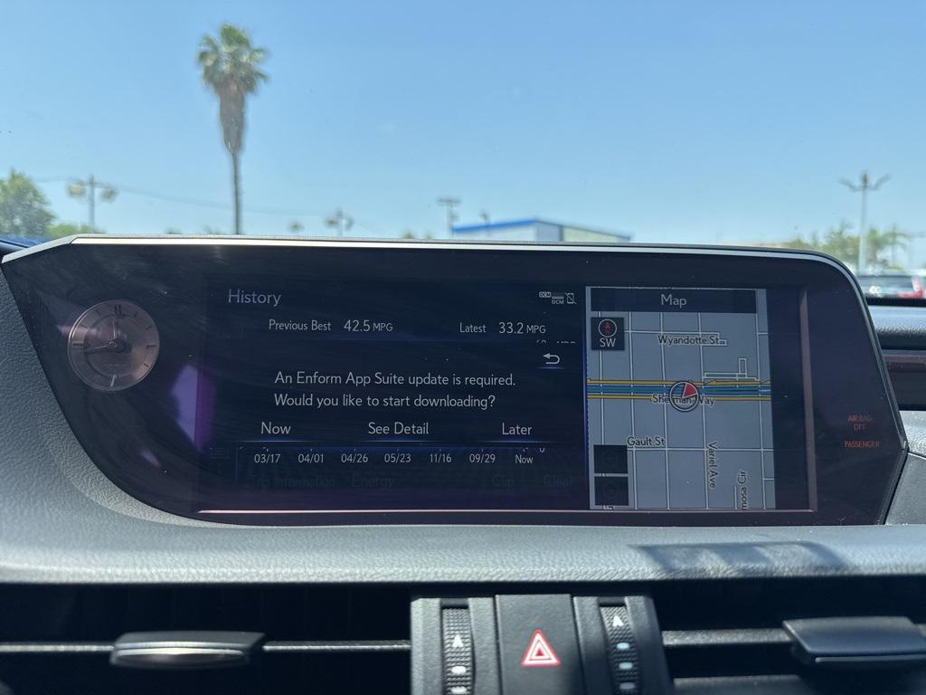 used 2019 Lexus ES 300h car, priced at $27,500