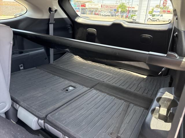 used 2020 Toyota Highlander Hybrid car, priced at $38,000