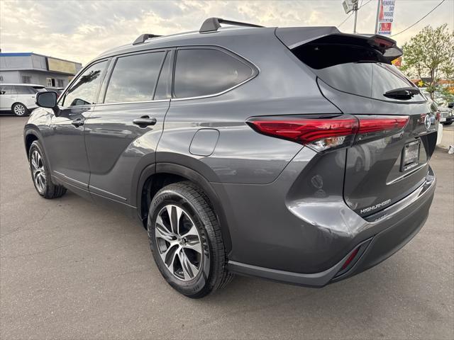 used 2021 Toyota Highlander Hybrid car, priced at $36,800