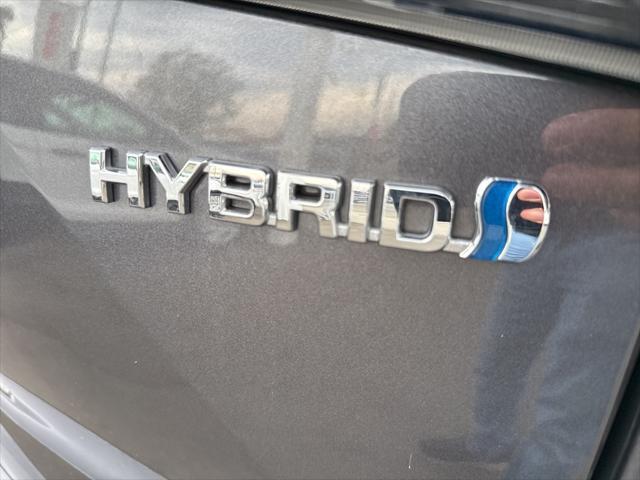 used 2021 Toyota Highlander Hybrid car, priced at $36,800