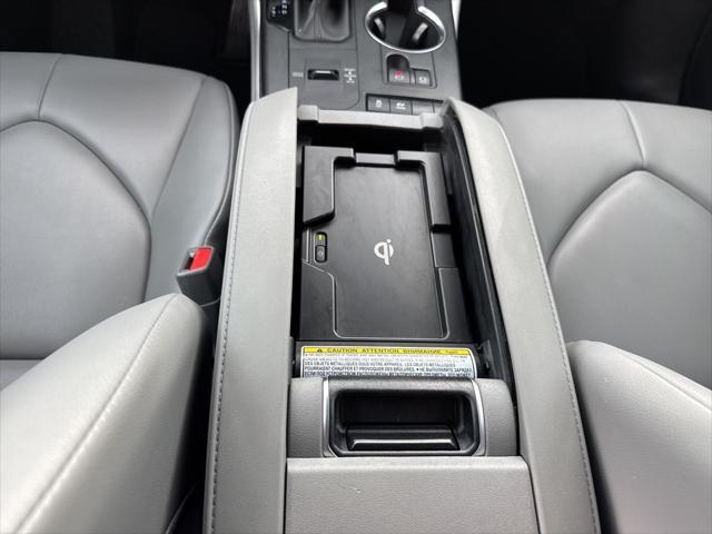 used 2021 Toyota Highlander Hybrid car, priced at $36,800