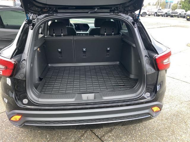 used 2024 Chevrolet Trax car, priced at $23,515