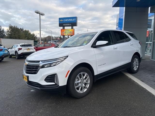 used 2024 Chevrolet Equinox car, priced at $25,999