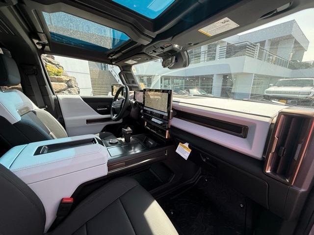 new 2025 GMC HUMMER EV Pickup car, priced at $121,895