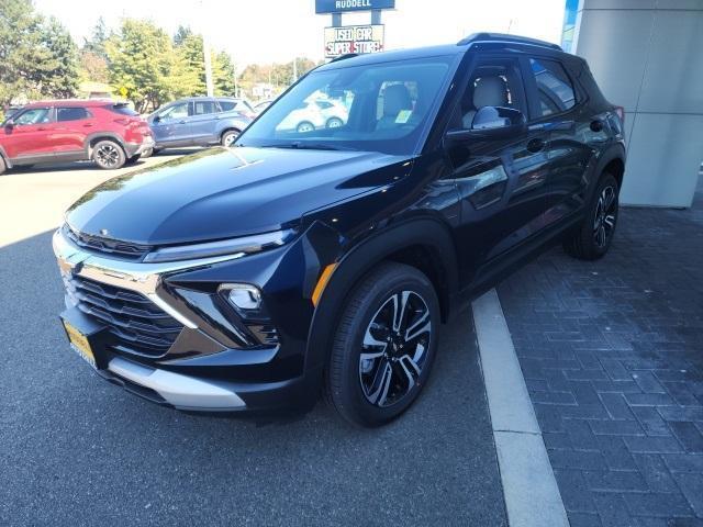 new 2025 Chevrolet TrailBlazer car, priced at $31,075