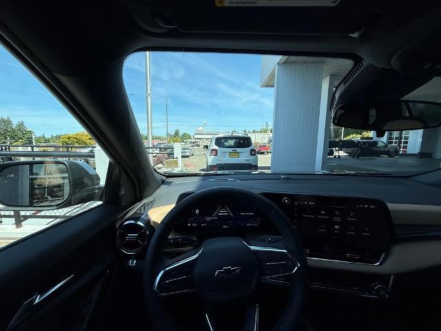new 2025 Chevrolet Equinox car