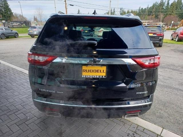 new 2021 Chevrolet Traverse car