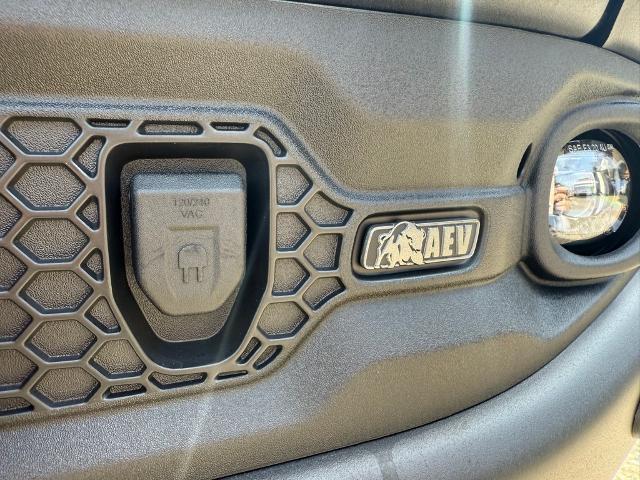 new 2025 GMC Sierra 2500 car