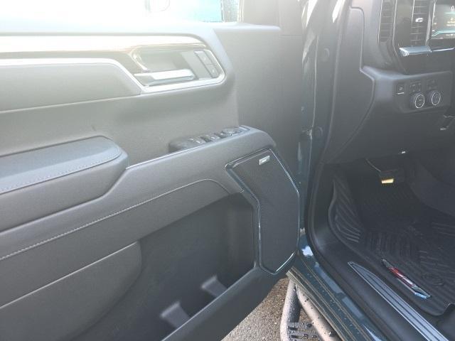 new 2025 Chevrolet Silverado 1500 car