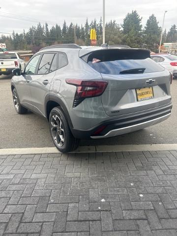 new 2025 Chevrolet Trax car