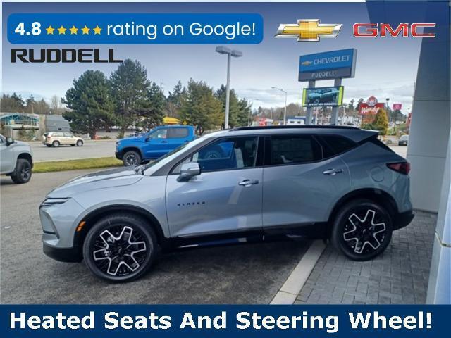 new 2025 Chevrolet Blazer car, priced at $49,118