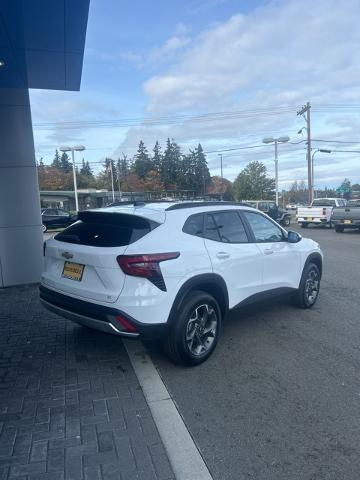 new 2025 Chevrolet Trax car, priced at $25,510